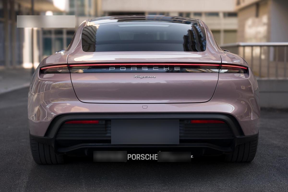 Porsche Taycan, фото 3