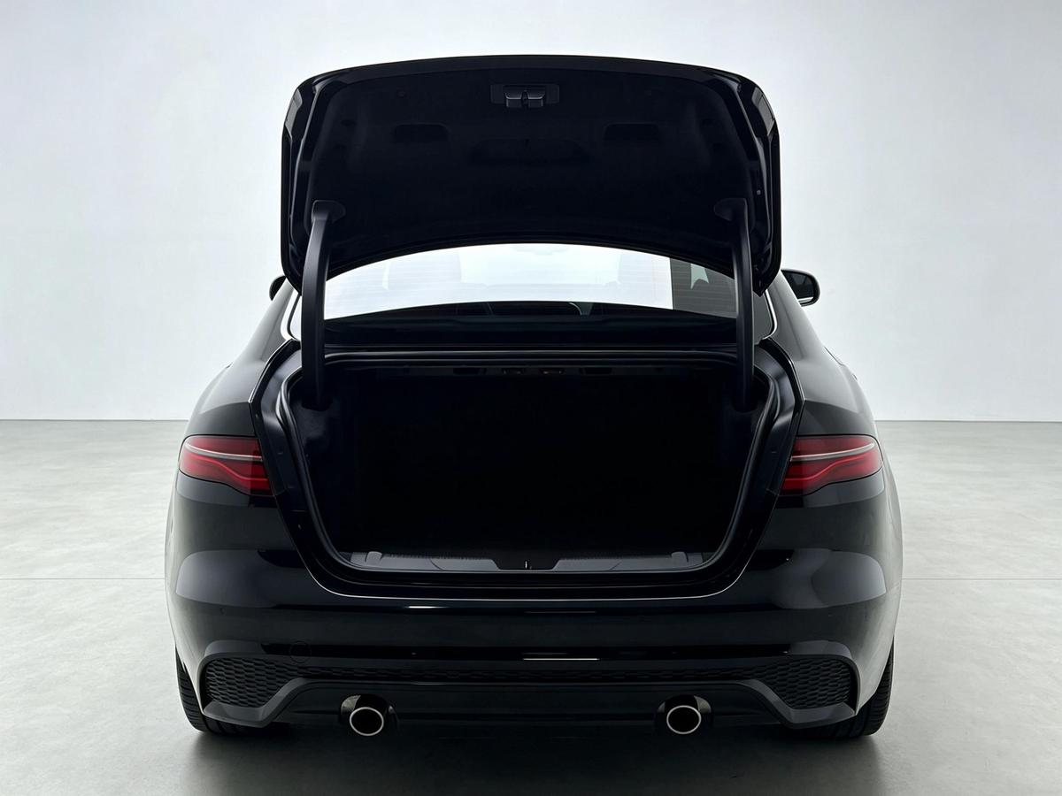 Jaguar XEL 2.0T R-Dynamic S Sport, фото 15