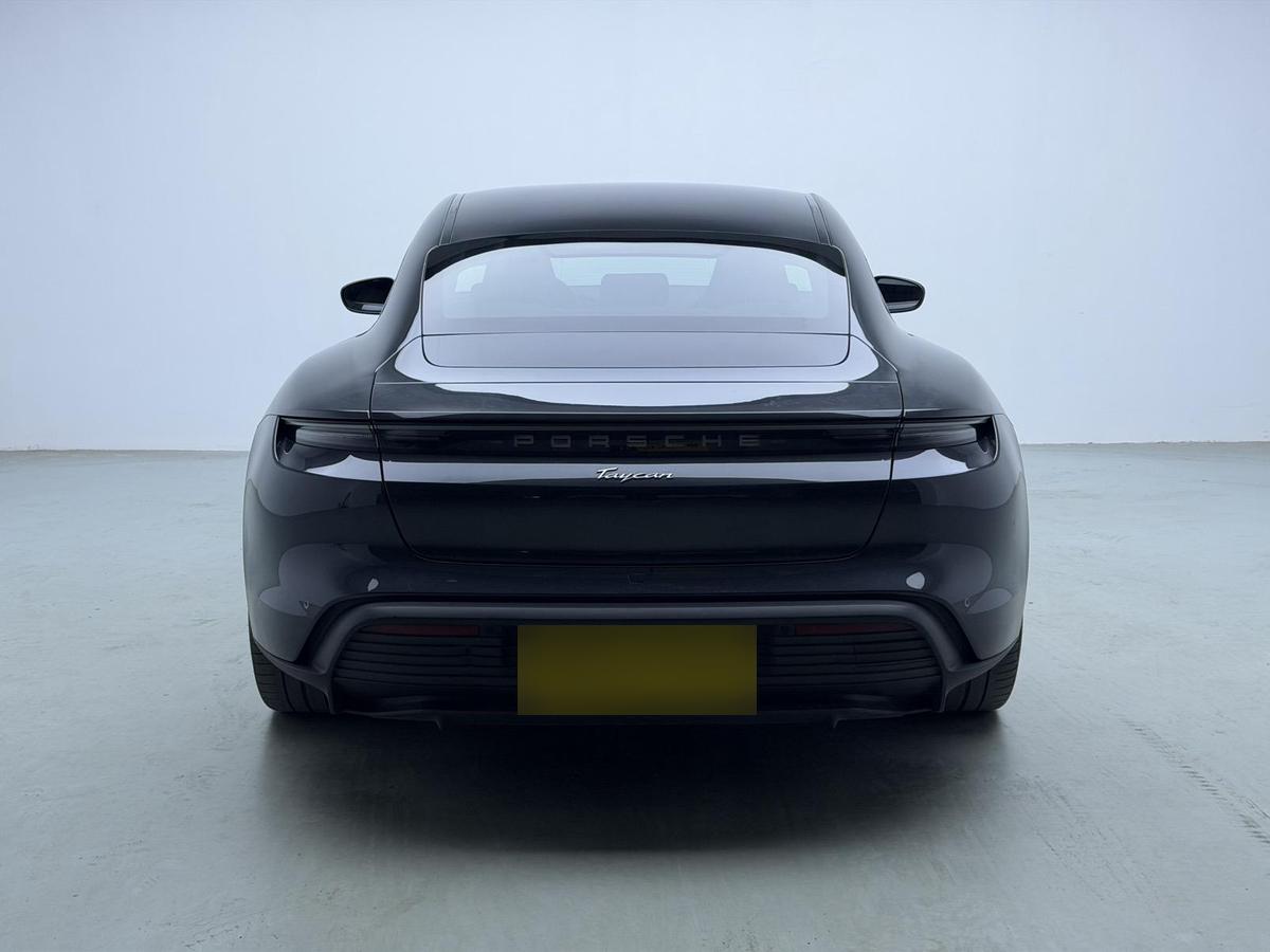 Porsche Taycan, фото 6