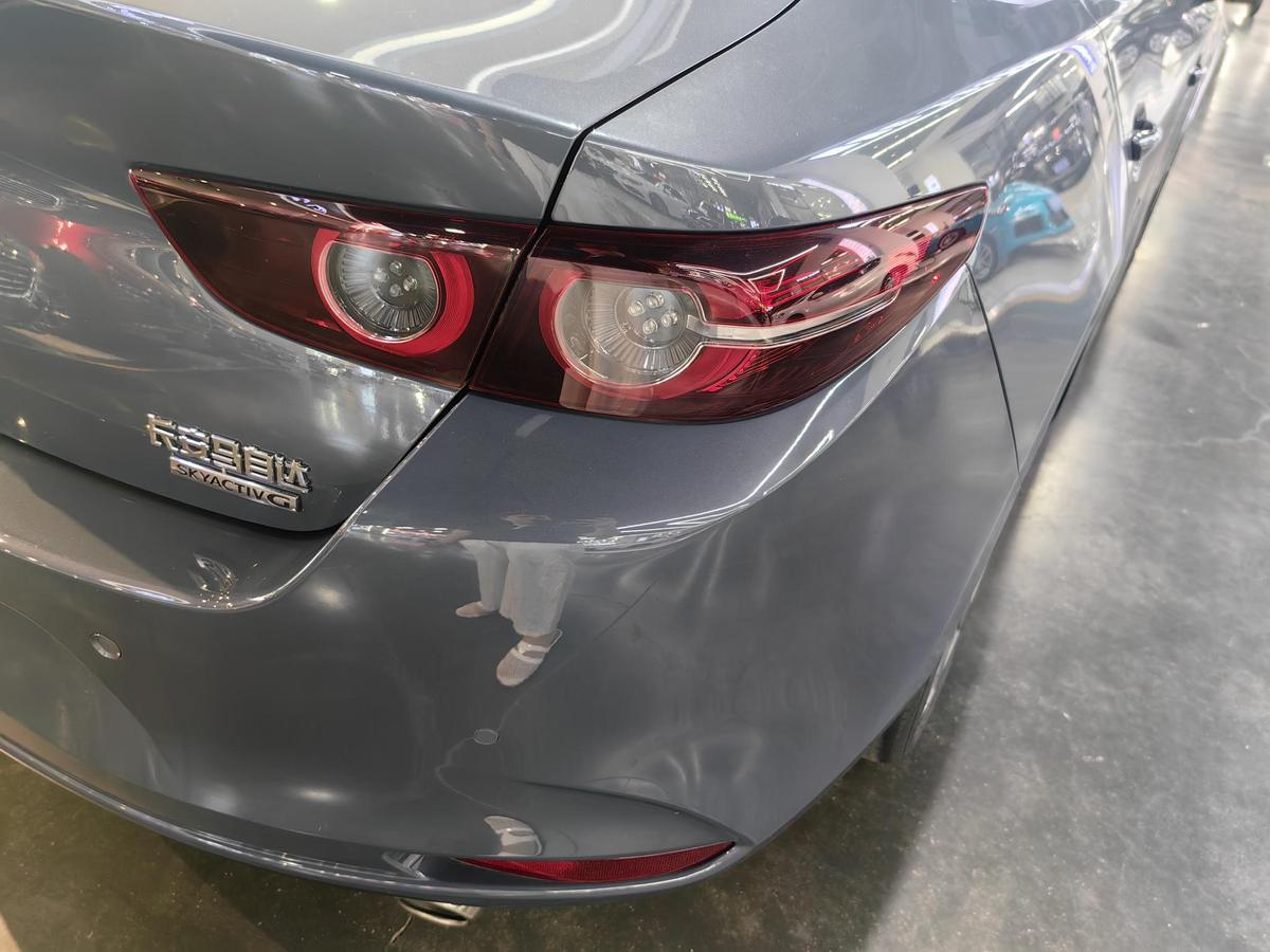 Mazda 3 Axela 2.0L AT, фото 14