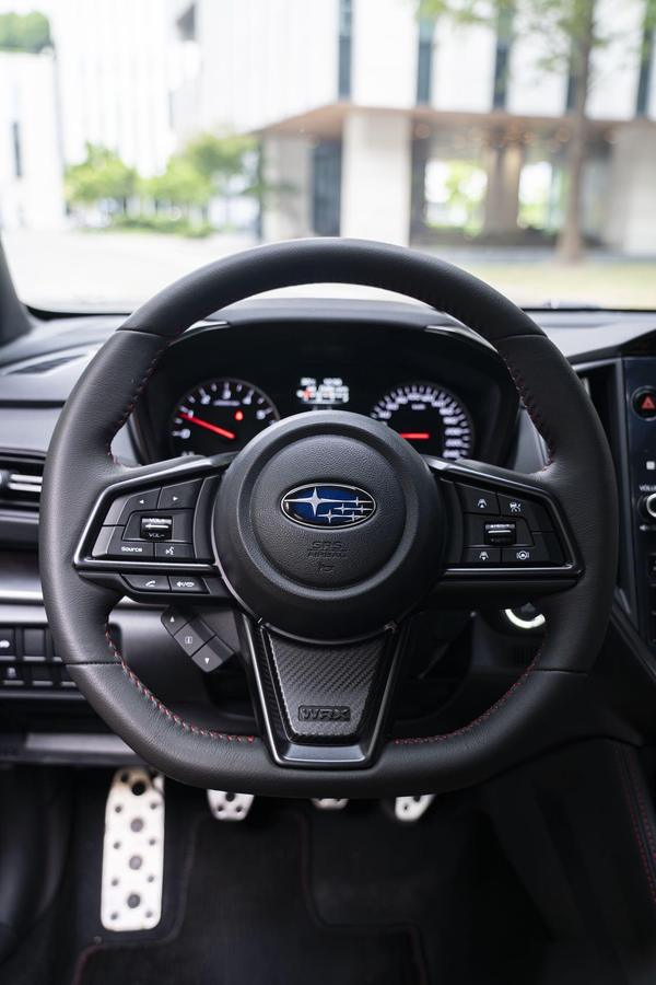 Subaru WRX 2.4T MT EyeSight, фото 9