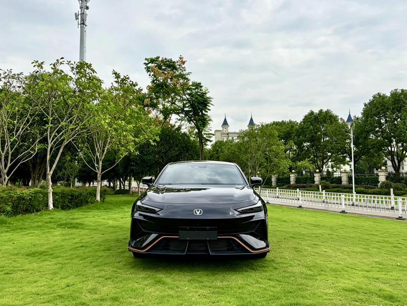 Changan UNI-V 2.0T, фото 2