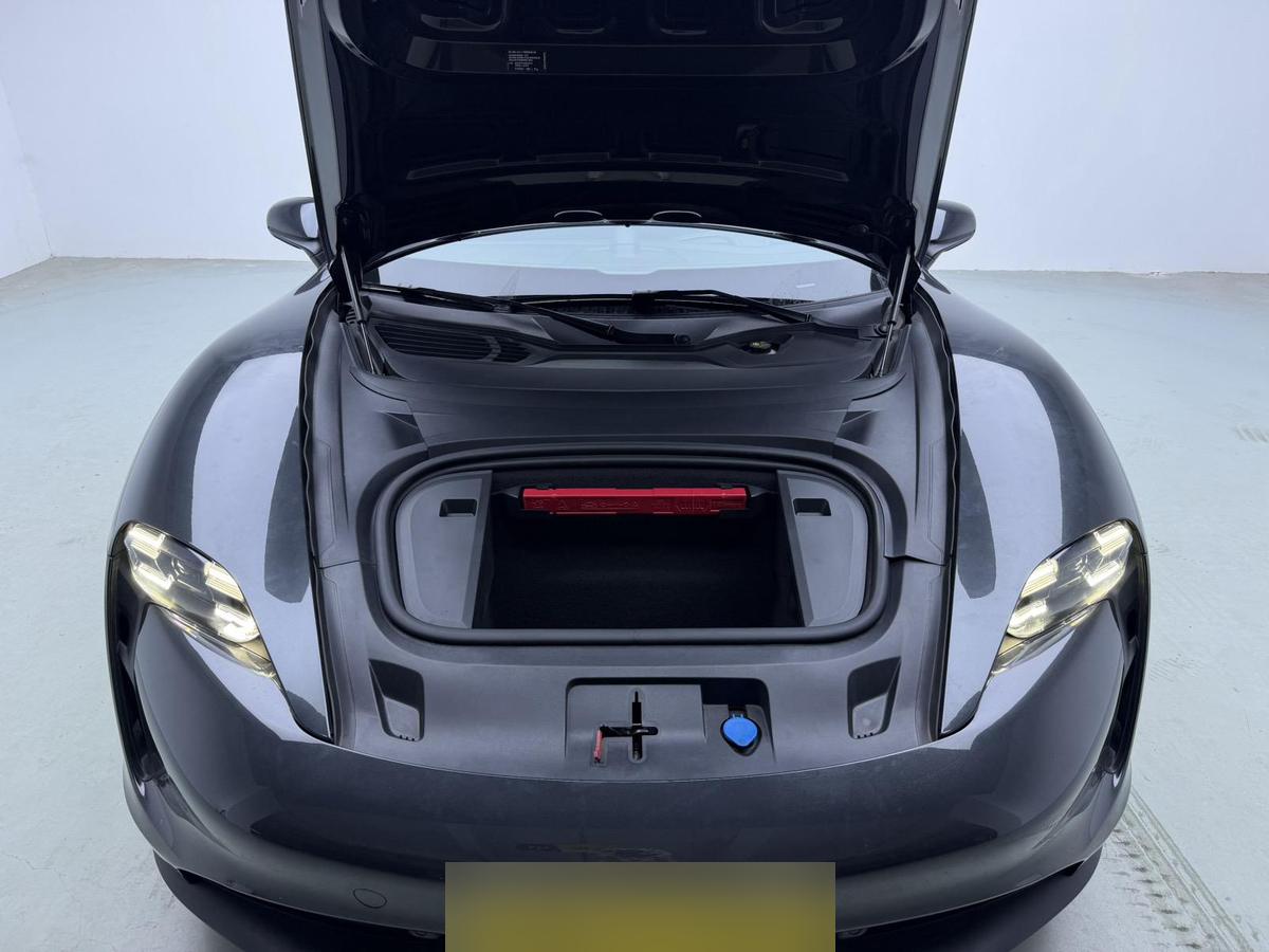 Porsche Taycan, фото 17