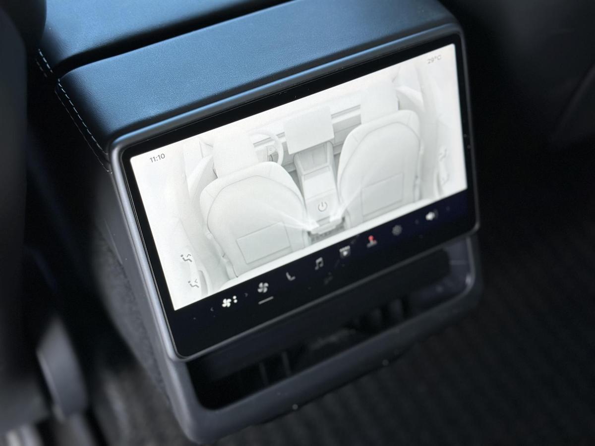 Tesla Model 3 Long Range AWD, фото 8