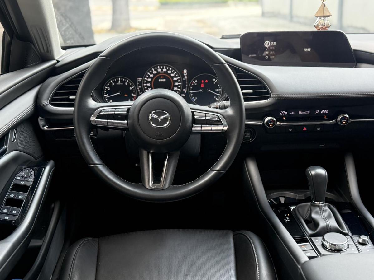 Mazda 3 Axela 2.0L AT, фото 18