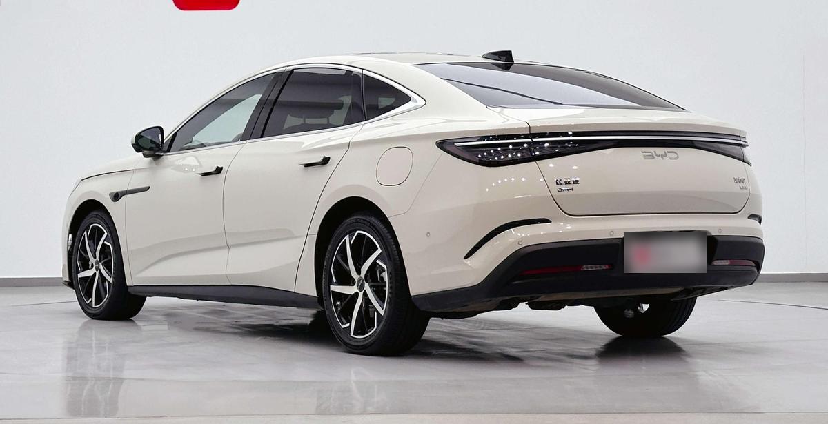 BYD Seal 07 DM-i 230 km Flagship, фото 5