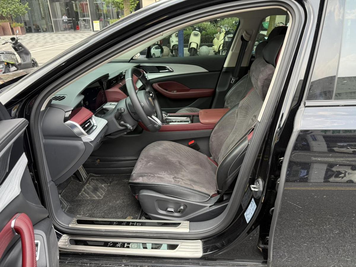 Hongqi H5 1.5T DCT, фото 3