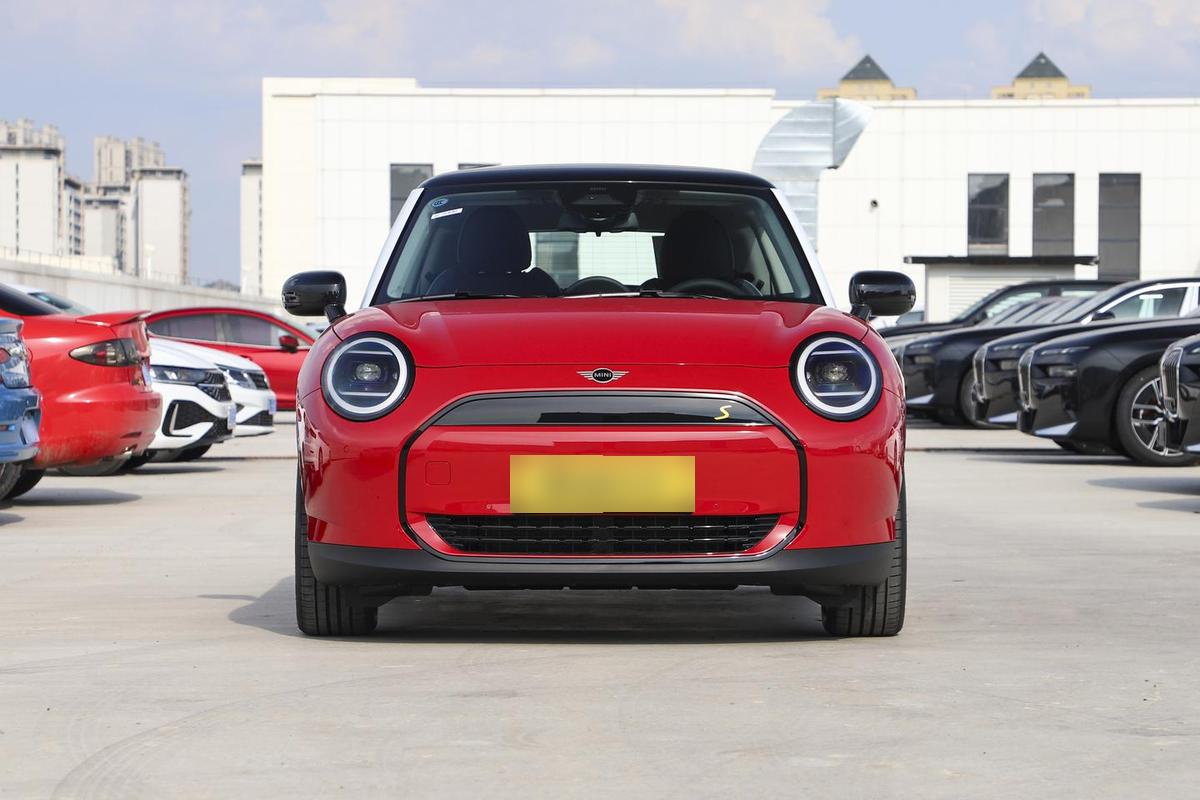 MINI Cooper Electric SE Plus, фото 5