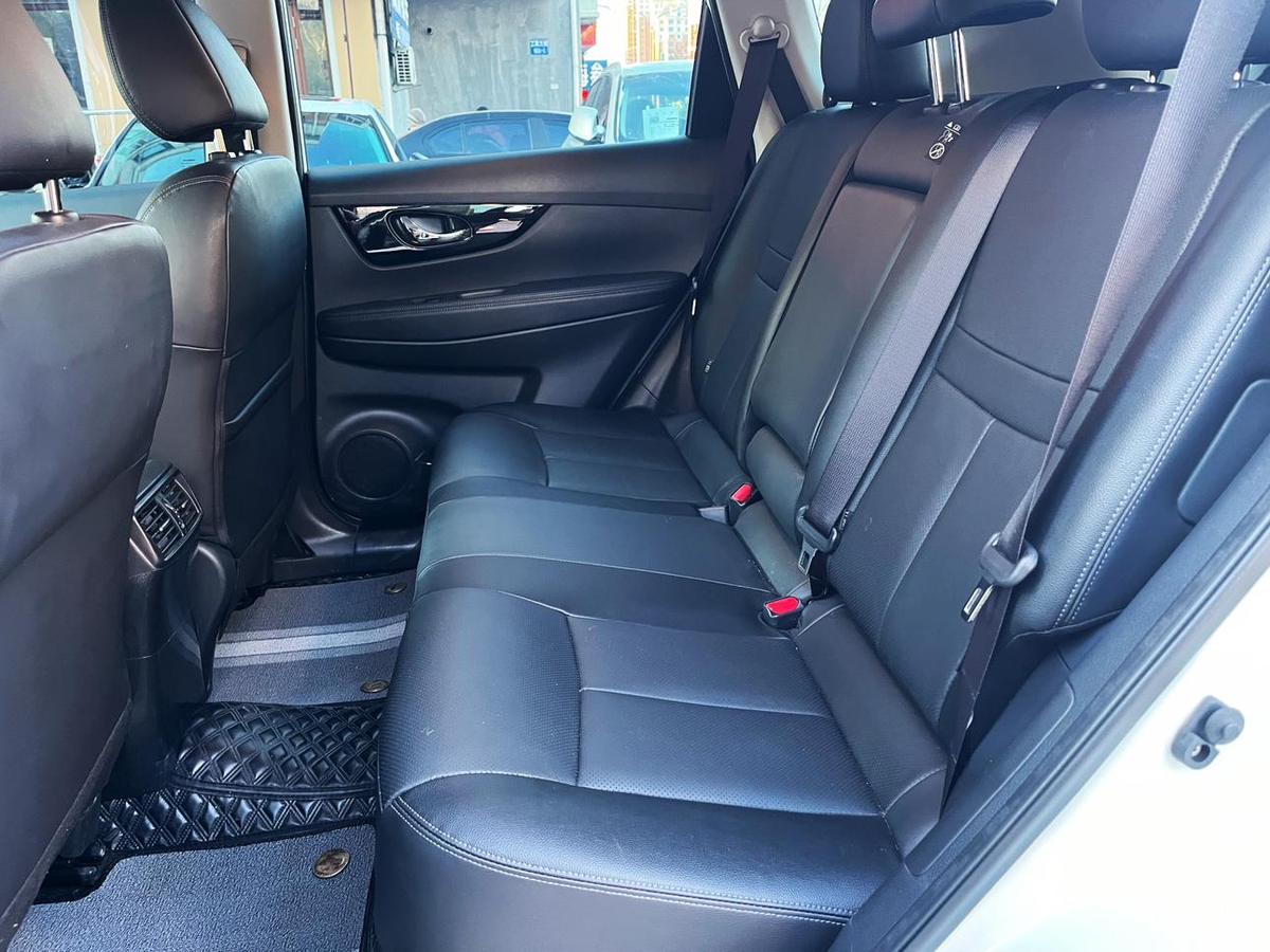 Nissan X-Trail 2.0L 2WD, фото 10