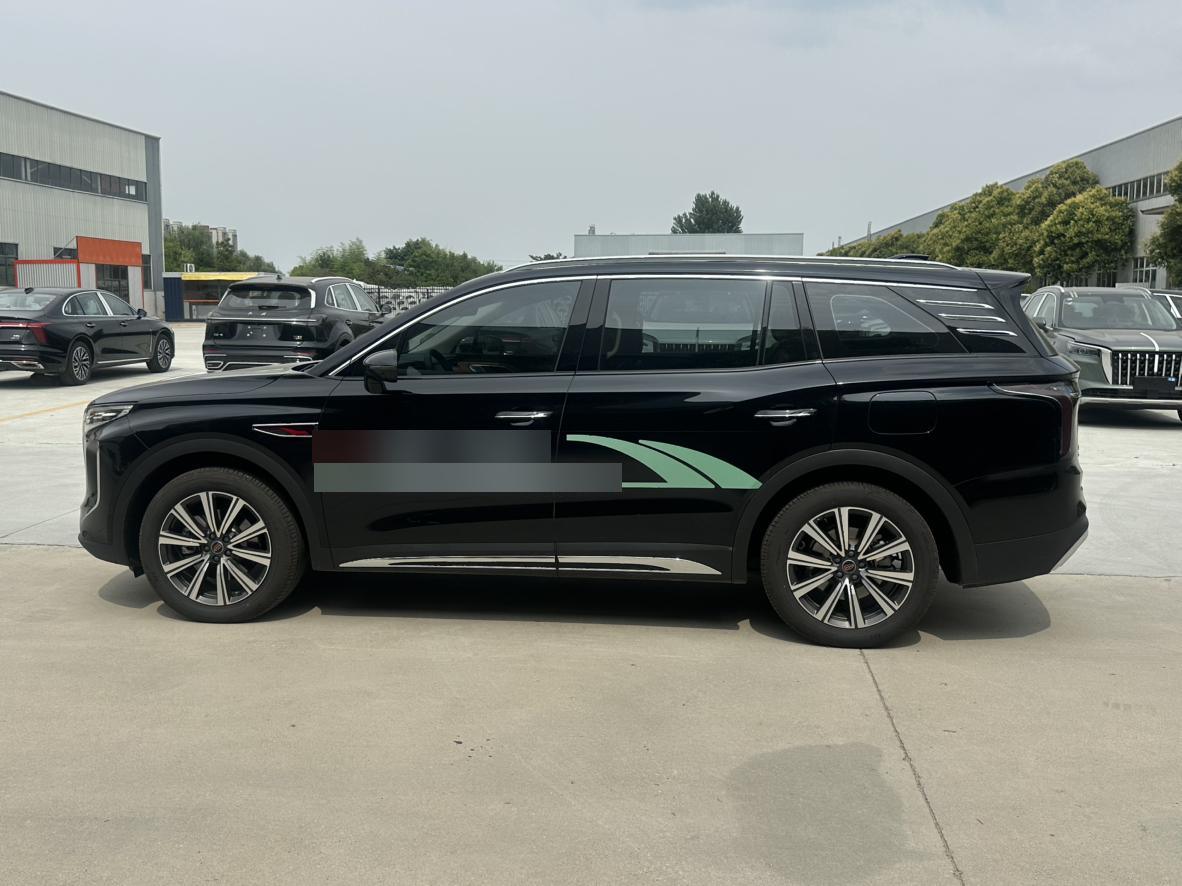Hongqi HS7 PHEV 2.0T AWD 6-seat, фото 4