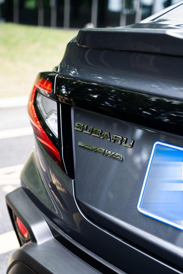 Subaru WRX 2.4T MT EyeSight, фото 7