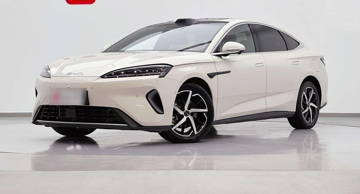 BYD Seal 07 DM-i 230 km Flagship