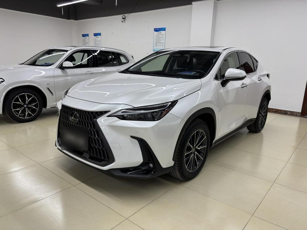 Lexus NX 260 FWD