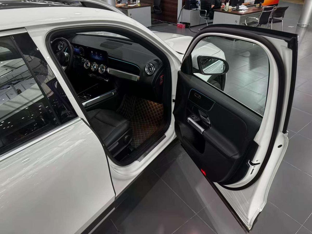 Mercedes-Benz GLB 200, фото 19