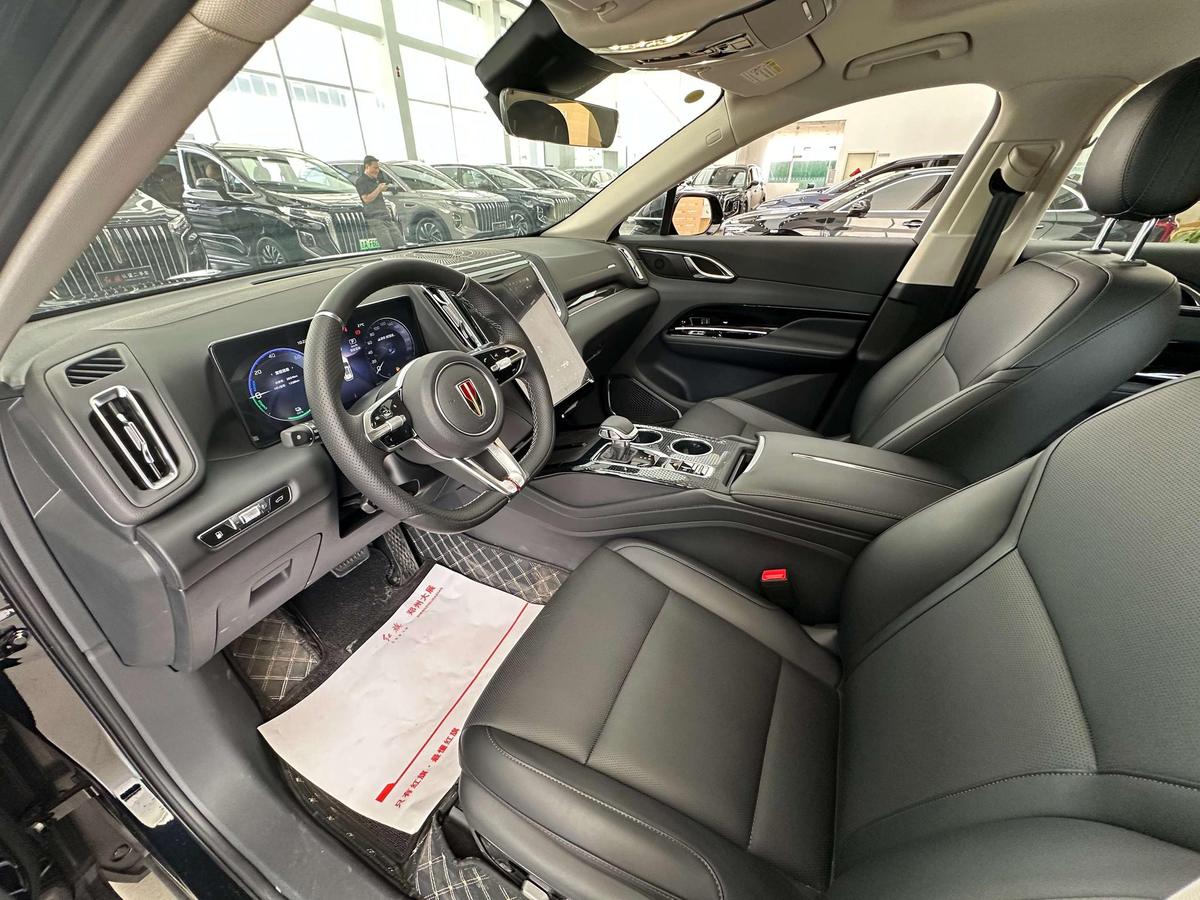 Hongqi HS3 PHEV 117 km Plus, фото 12