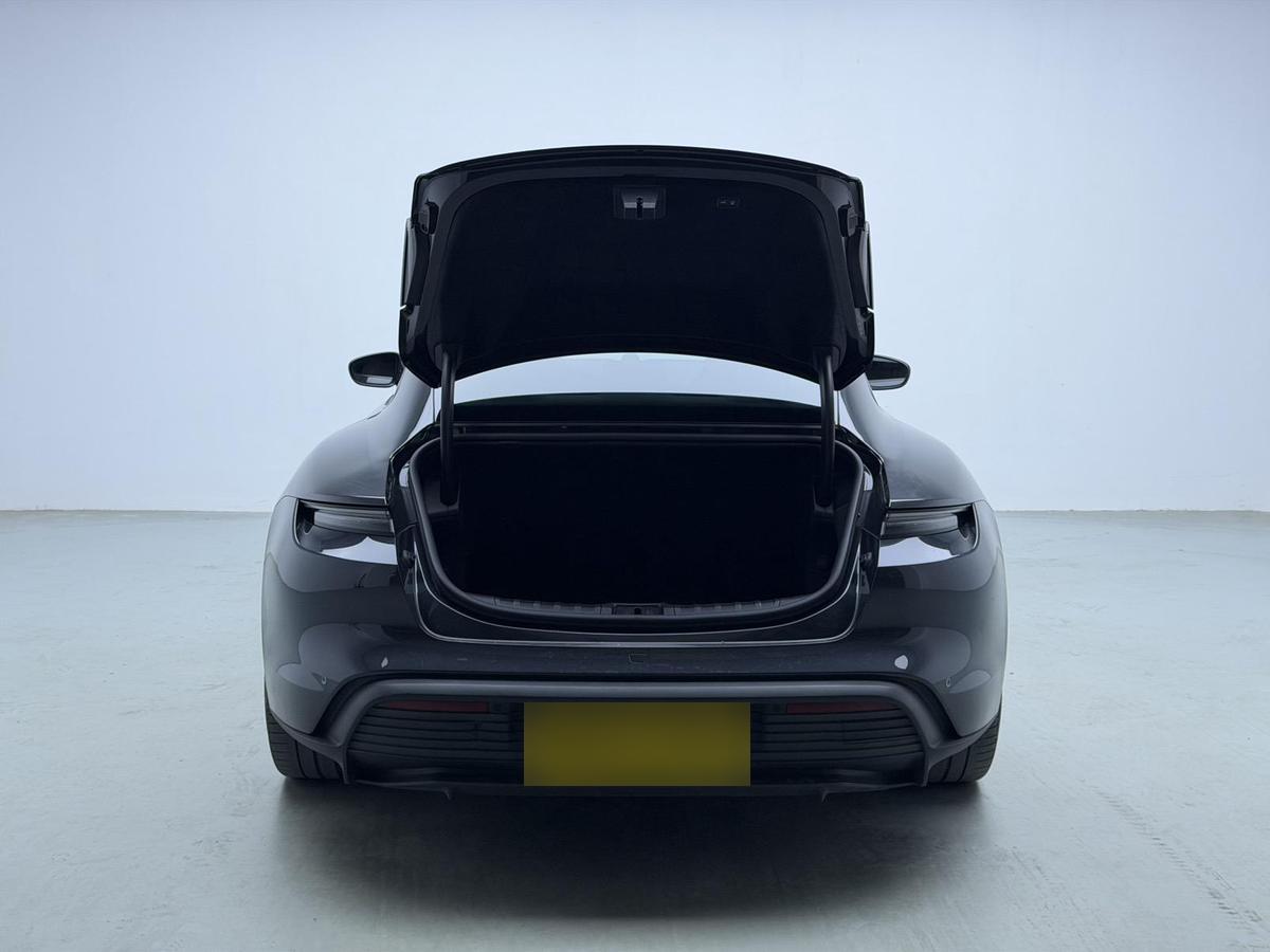 Porsche Taycan, фото 15
