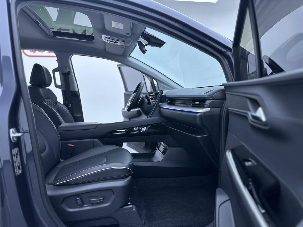 Hyundai Custo 380TGDi Prestige LUX Premium, фото 18