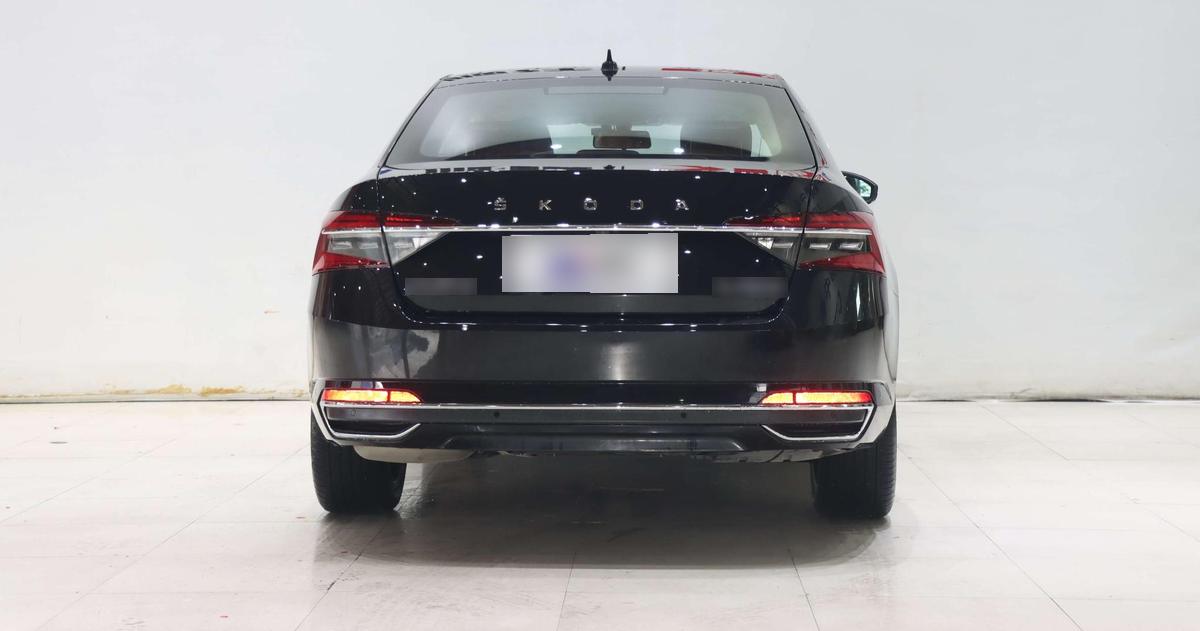 Skoda Superb TSI280 DSG Premium, фото 5