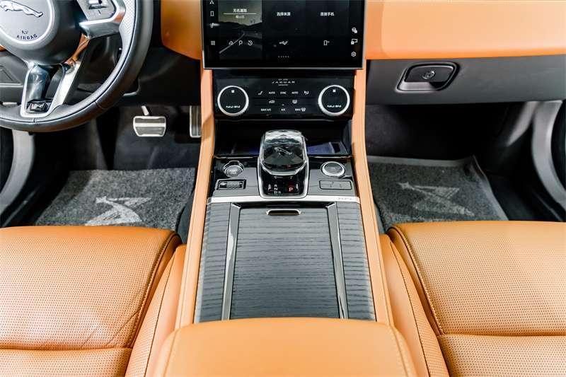 Jaguar XFL 2.0T P300 AWD Flagship Sport, фото 12