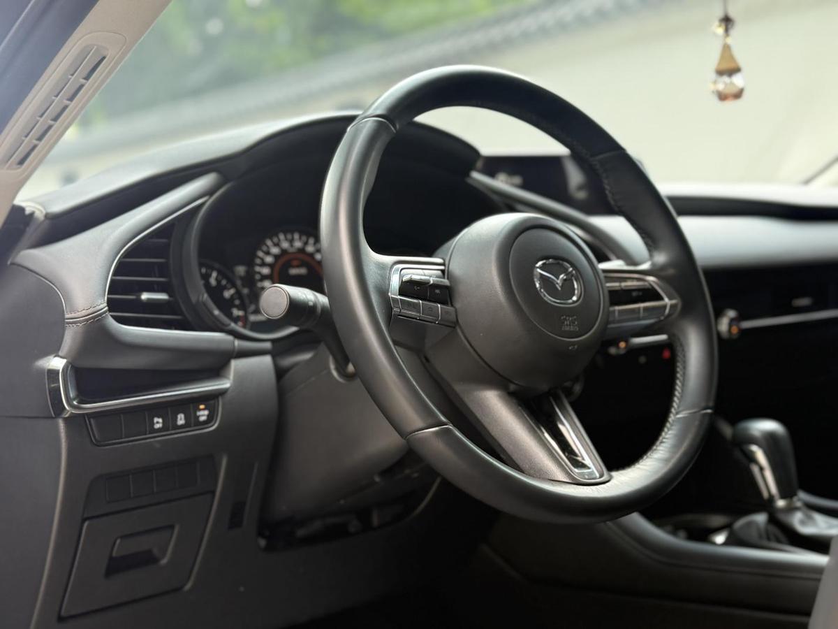 Mazda 3 Axela 2.0L AT, фото 11