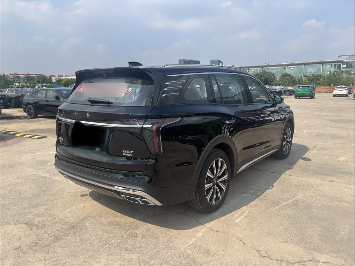 Hongqi HS7 PHEV 2.0T 6-seat, фото 4