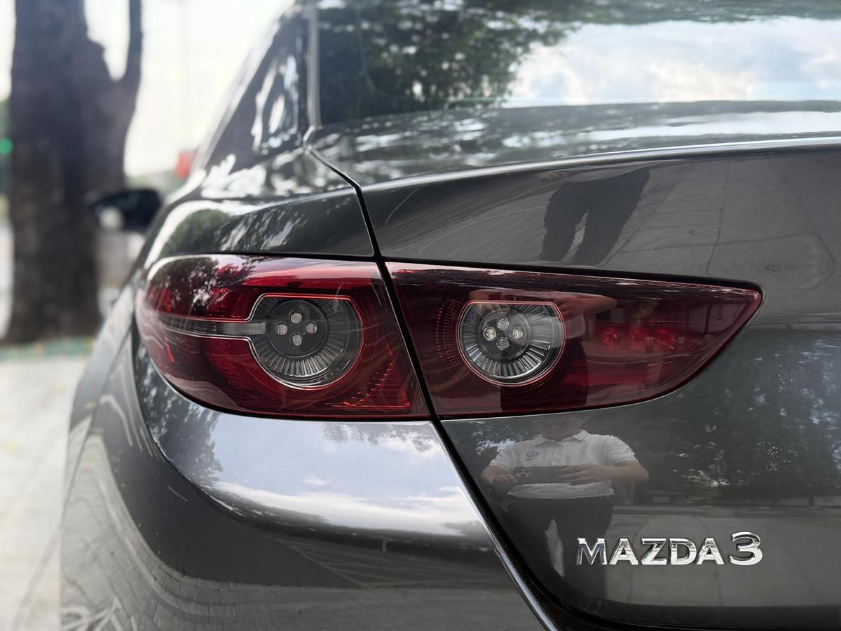 Mazda 3 Axela 2.0L AT, фото 6