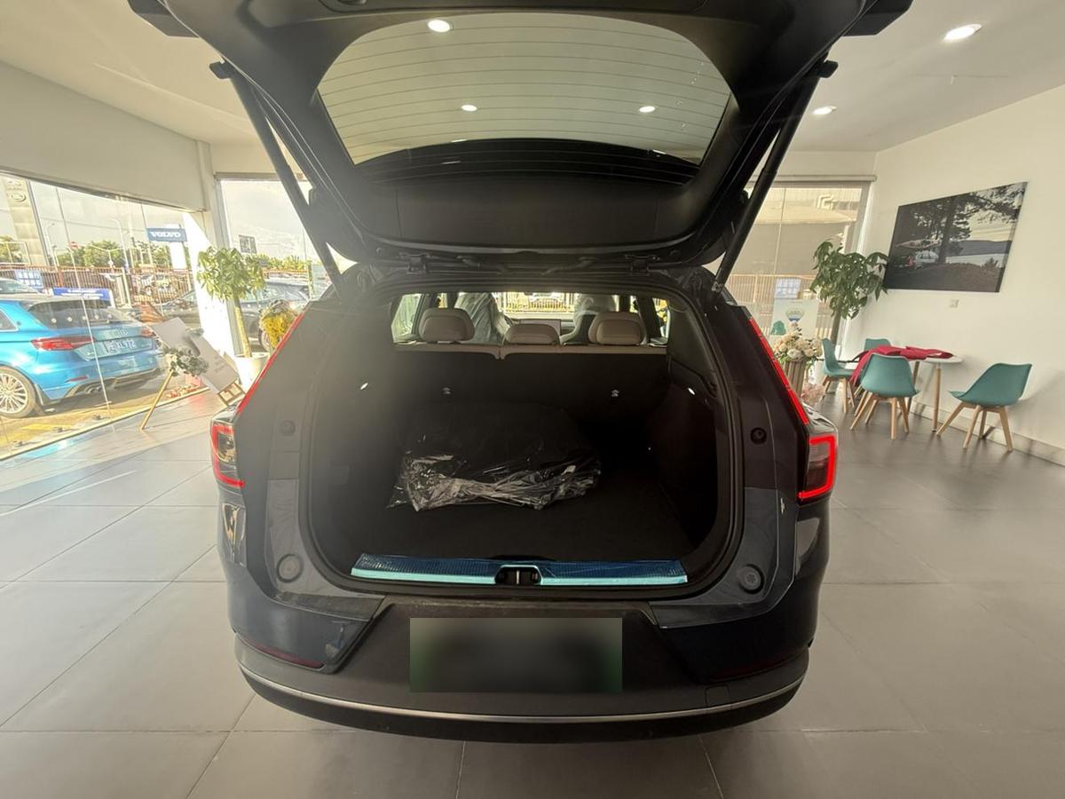 Volvo XC70 2WD Long Range, фото 8