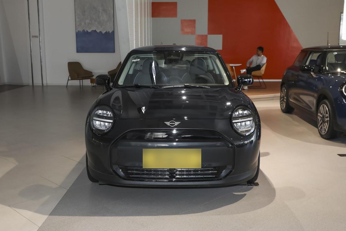 MINI Cooper Electric E, фото 5