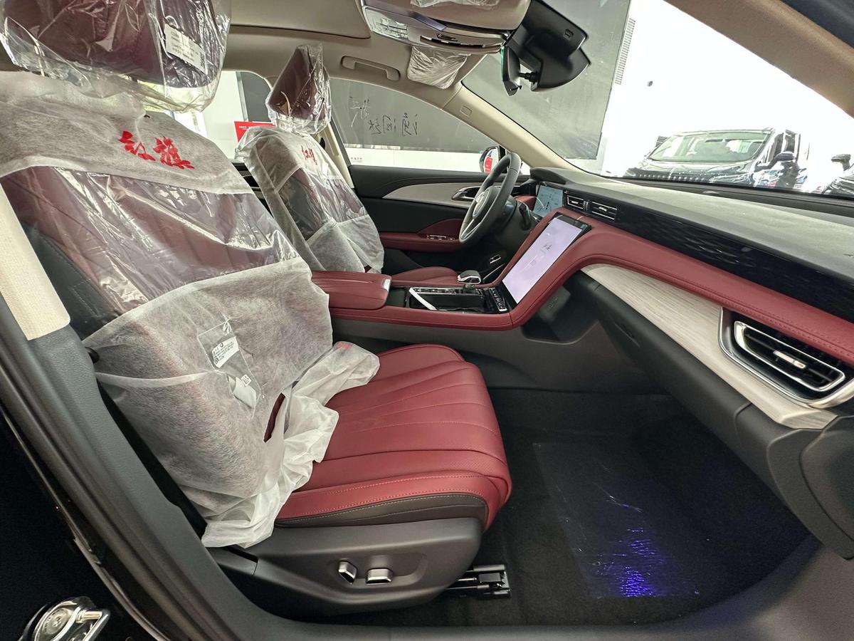 Hongqi H5 PHEV 130, фото 14