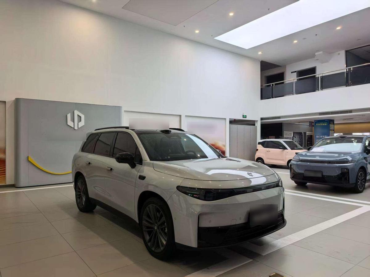 Leapmotor C16 EREV 280 LiDAR 6-seat, фото 3