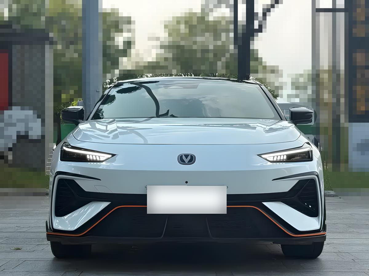 Changan UNI-V 1.5T 500Bar Prestige
