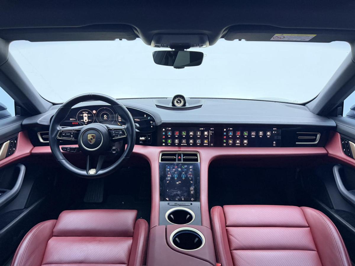 Porsche Taycan, фото 9