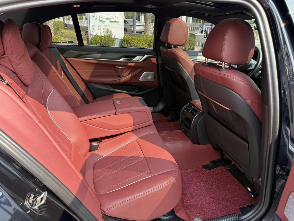 BMW 5 Series 530Li M Sport, фото 12