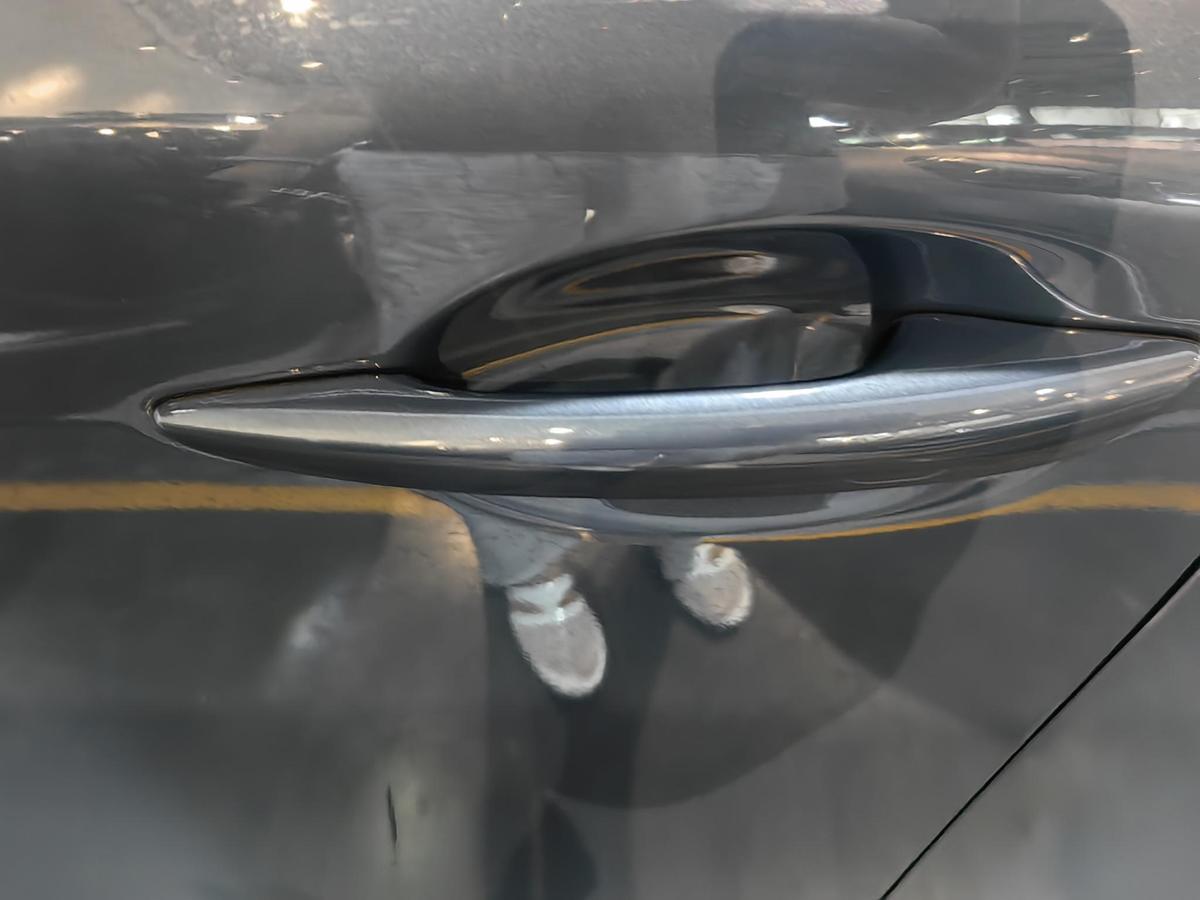 Mazda 3 Axela 2.0L AT, фото 7