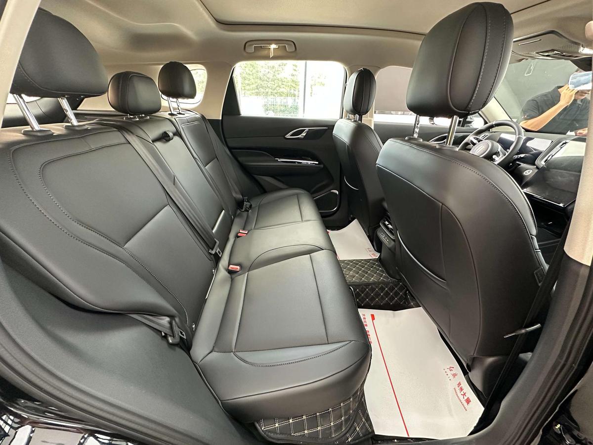Hongqi HS3 PHEV 117 km Plus, фото 7