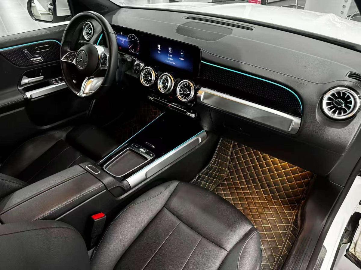 Mercedes-Benz GLB 200, фото 18
