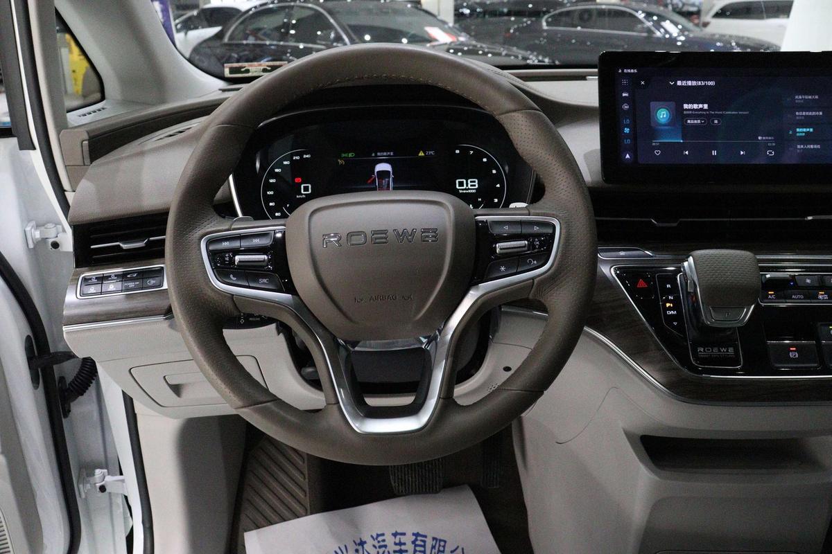 Roewe iMAX8 400TGI, фото 15