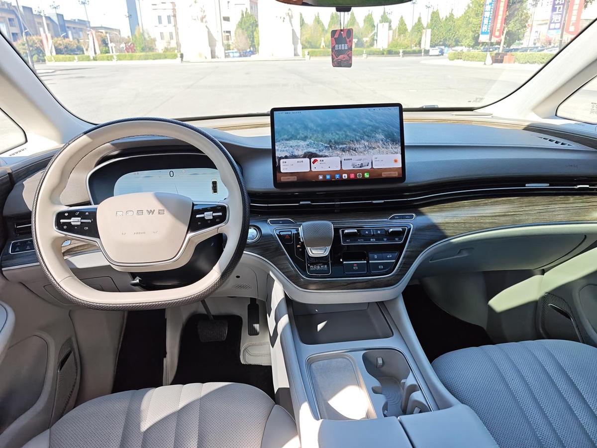 Roewe iMAX8 DMH 1.5T, фото 9