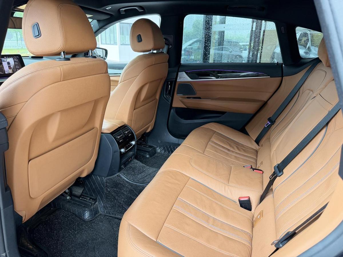 BMW 6 Series GT 630i M Sport, фото 13