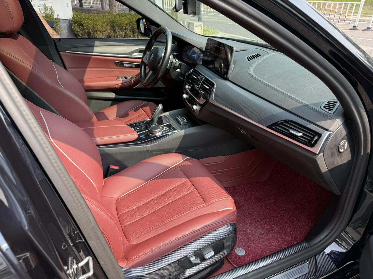 BMW 5 Series 530Li M Sport, фото 13