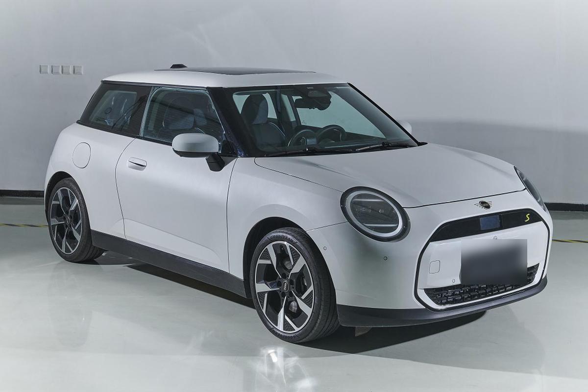MINI Cooper Electric SE Plus, фото 2