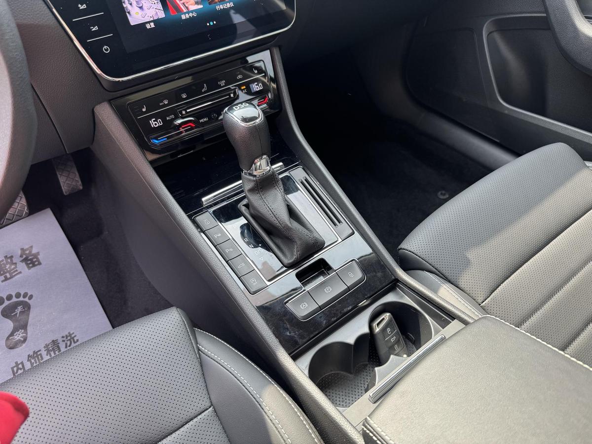 Skoda Superb TSI280 DSG Premium, фото 11