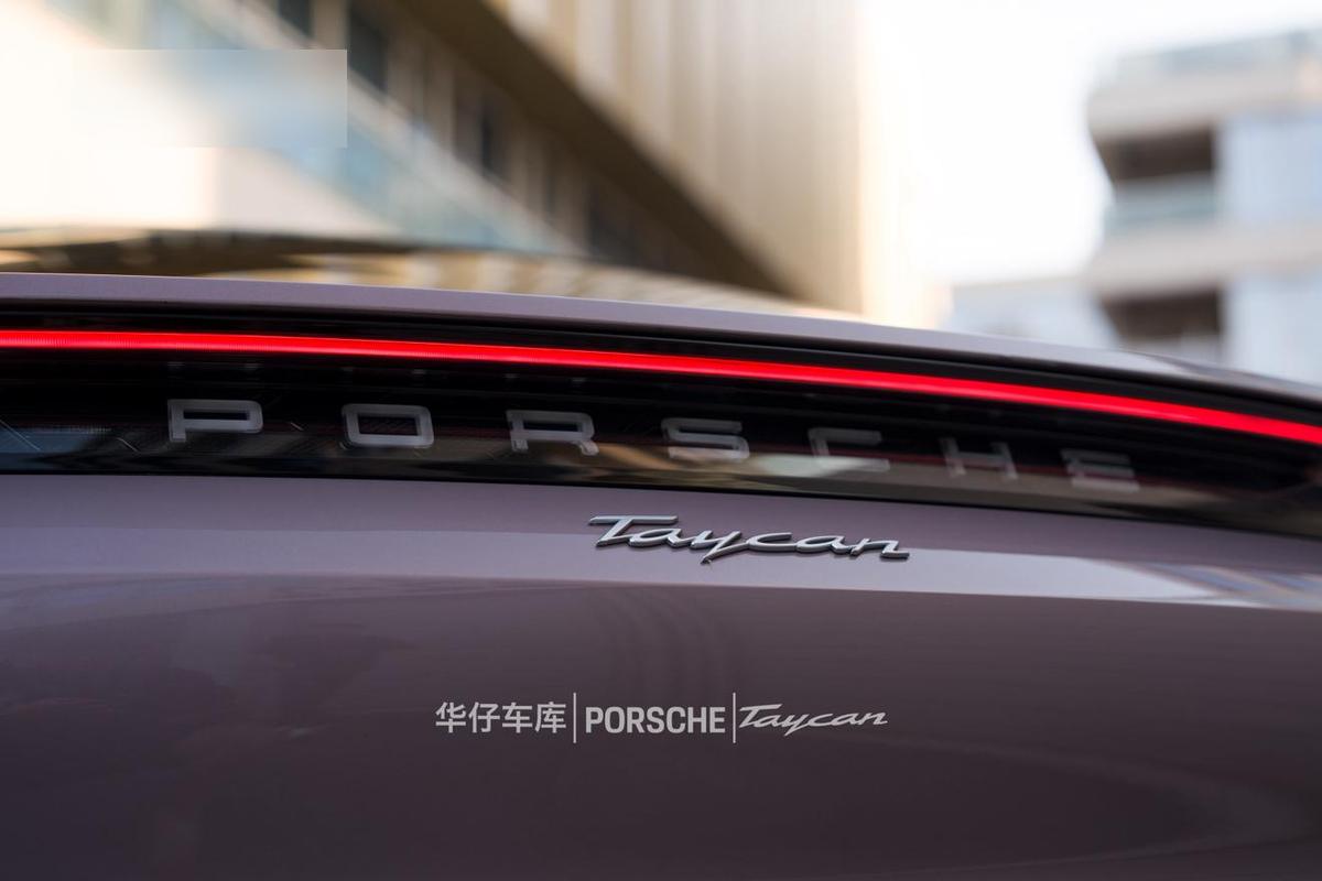 Porsche Taycan, фото 5