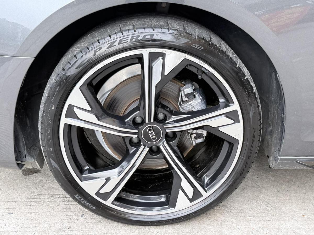 Audi A4L 40 TFSI Luxury, фото 11