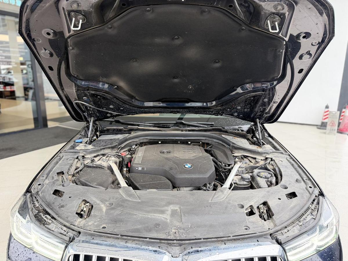 BMW 6 Series GT 630i M Sport, фото 6