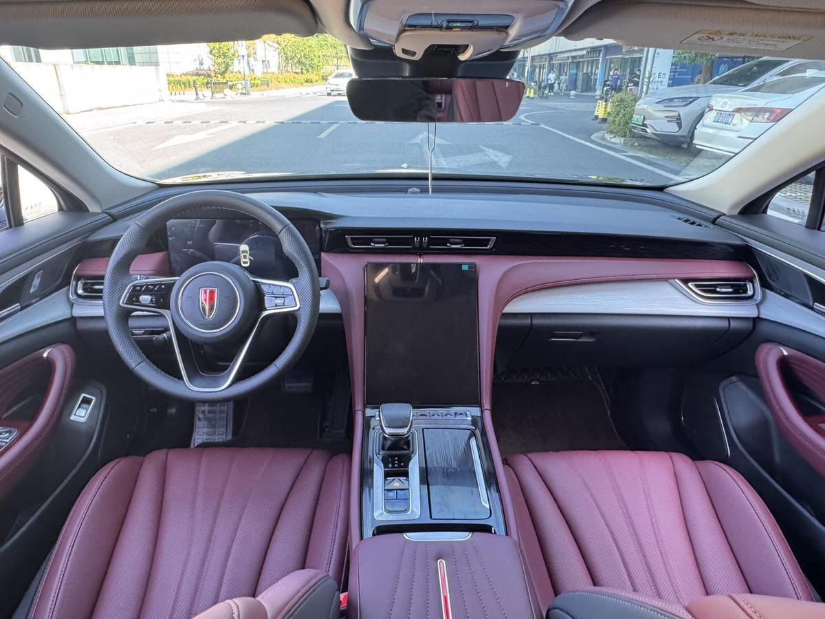 Hongqi H5 1.5T DCT, фото 8