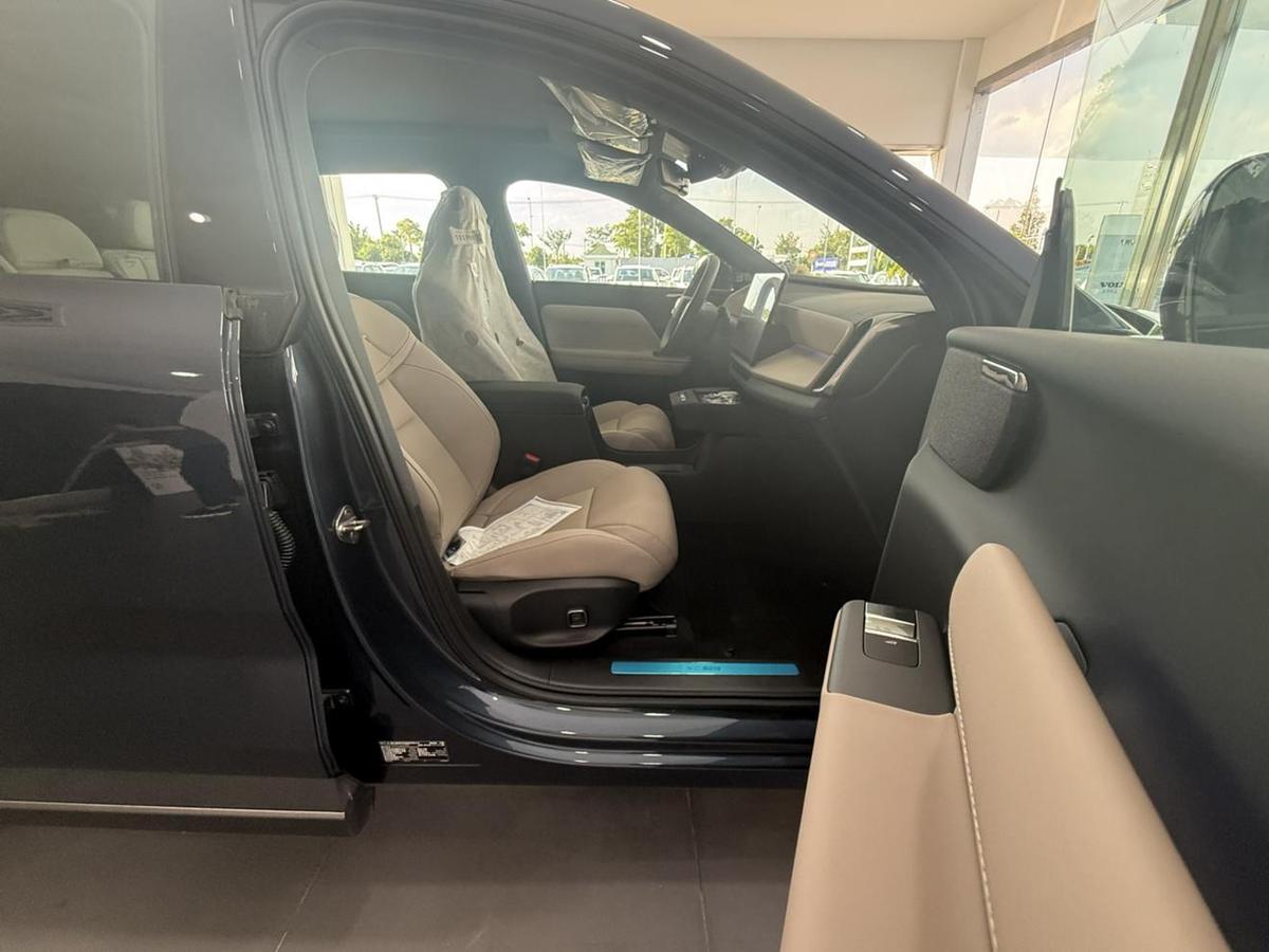 Volvo XC70 2WD Long Range, фото 16