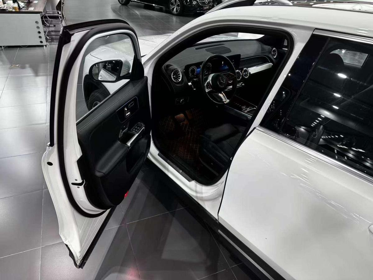 Mercedes-Benz GLB 200, фото 10