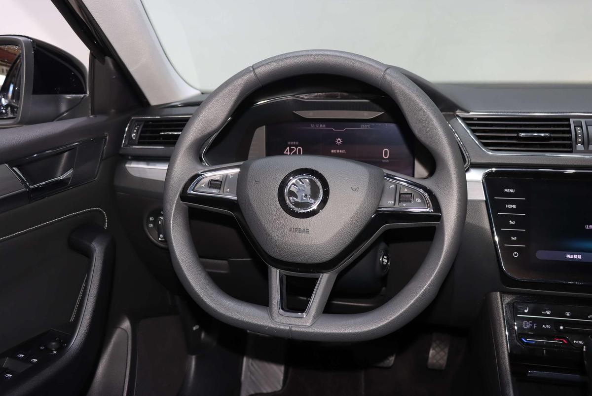 Skoda Superb TSI280 DSG Premium, фото 13