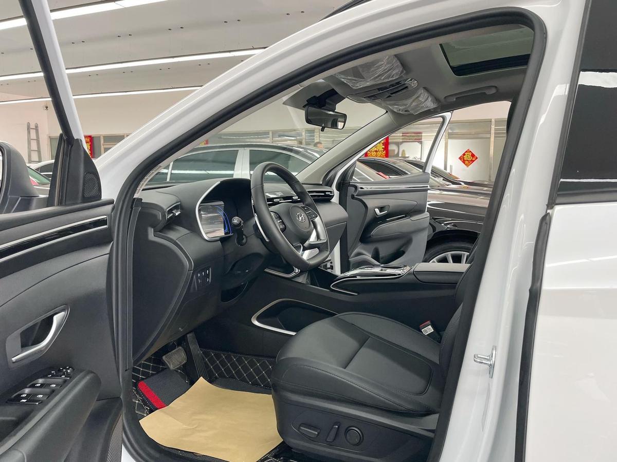 Hyundai Tucson L1.5T DLX 2WD Luxury, фото 7